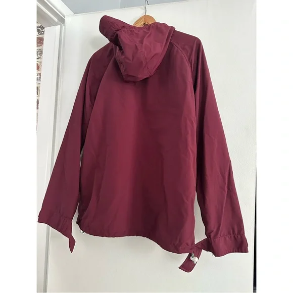 Penfield Men's Maroon Raincoat - Picture 8 of 8